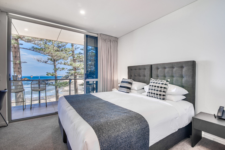 Bedroom 3, Headlands Austinmer Beach, Wollongong - Inner