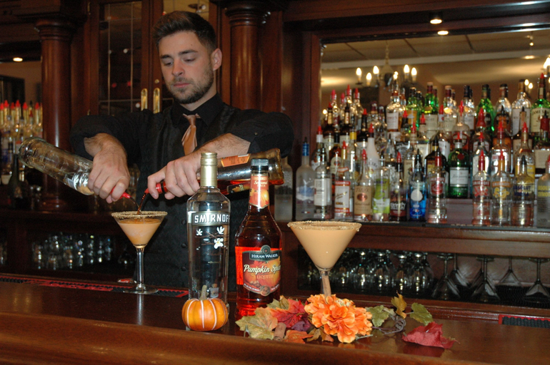 Food & Drinks 5, The Stroudsmoor by Wedgewood Weddings, Monroe