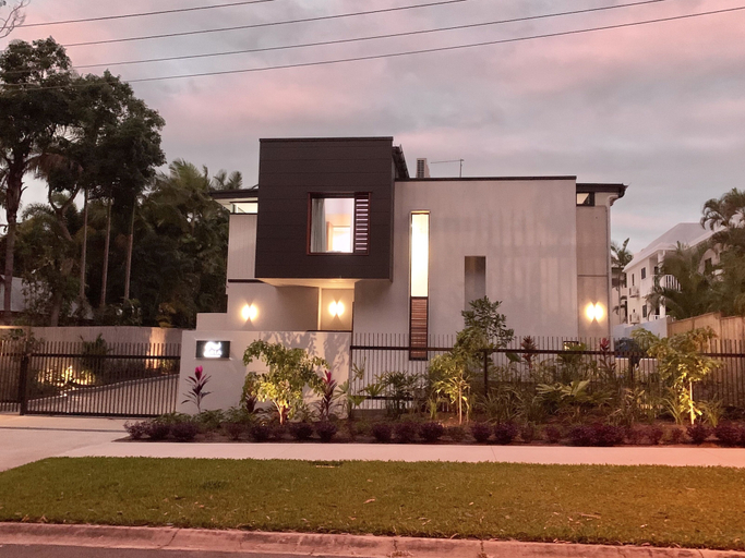 Exterior & Views 2, Aria Port Douglas Villas - Villa 1, Douglas