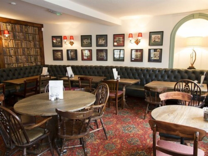 Food & Drinks 4, The Kings Arms Hotel - Inn, Wiltshire