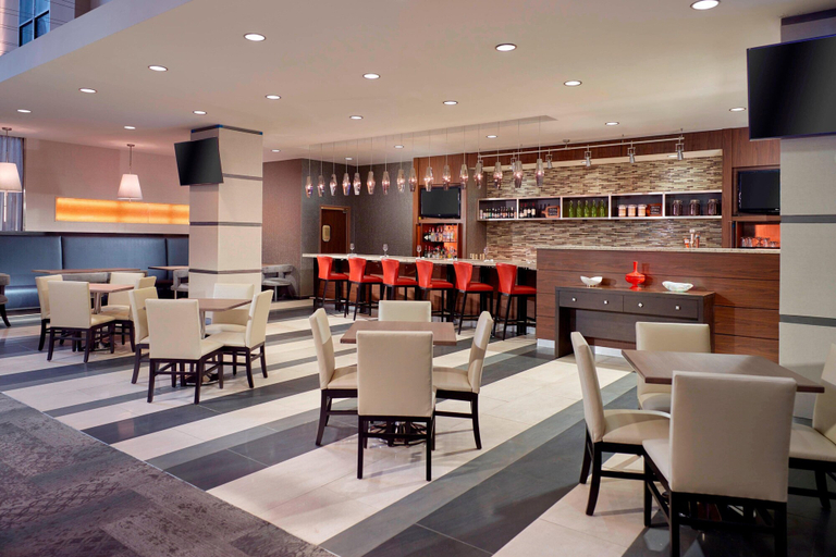 Food & Drinks 5, Courtyard Atlanta Decatur Downtown/Emory, DeKalb