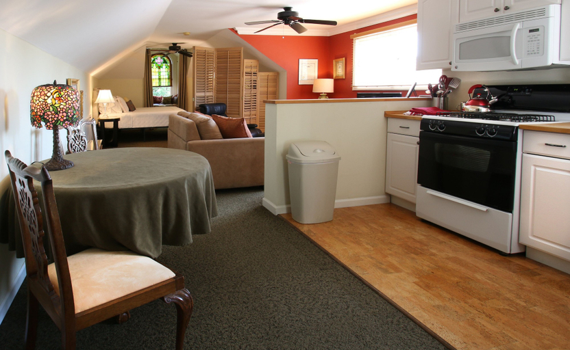 Others 5, The Galloway House Inn, Chatham