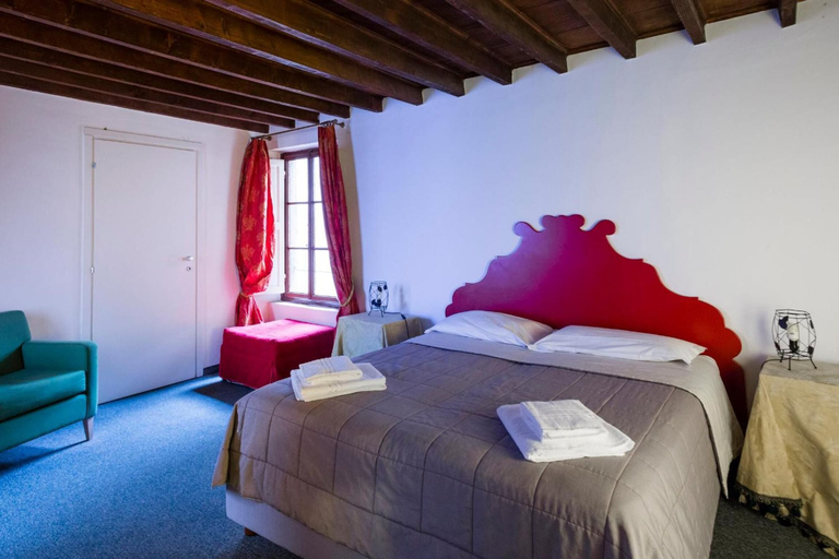Bedroom 3, San Frediano, Florence