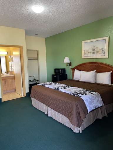 Bedroom 4, Relax Inn, Frio