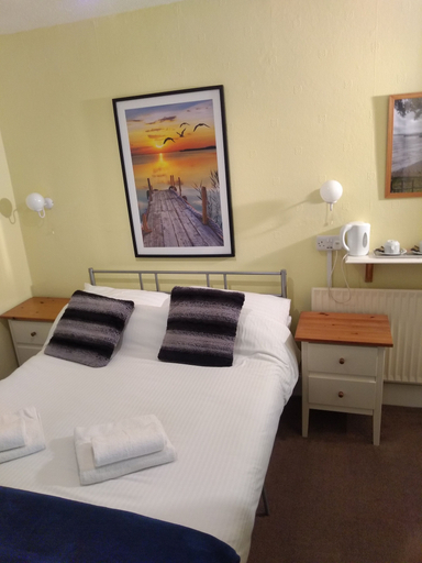 Bedroom 2, Haven House, Torbay
