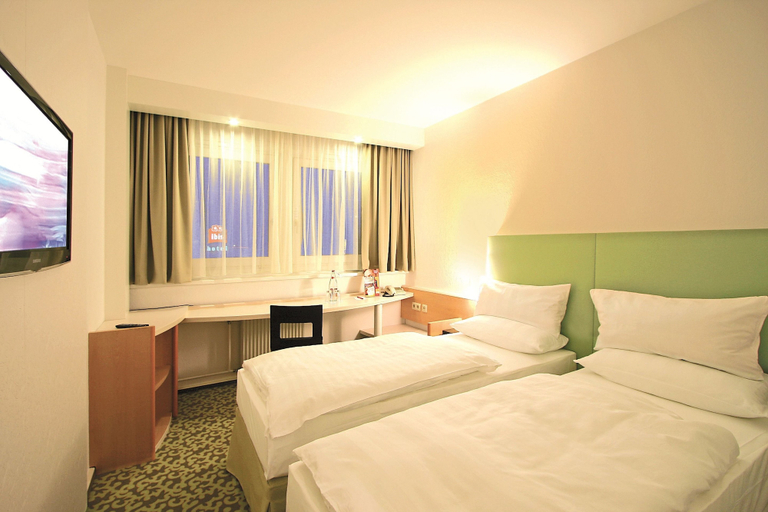 Bedroom 3, ibis Dresden Zentrum, Dresden