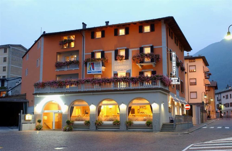 Exterior & Views 2, Hotel Bernina, Sondrio