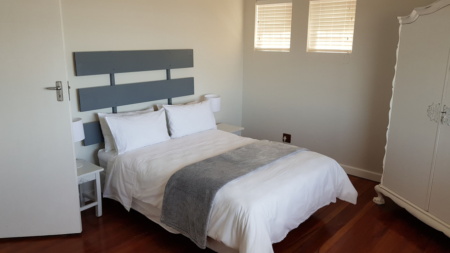 Bedroom 2, Normandie On Sea, Overberg
