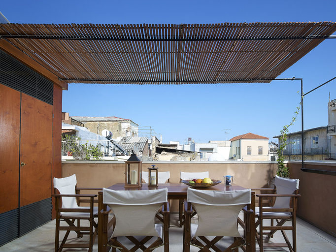 Food & Drinks, Dorotheou House, Crete