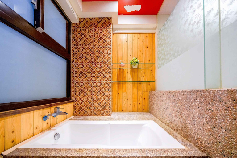 Bathroom 3, Cat Lazy B&B, Yilan