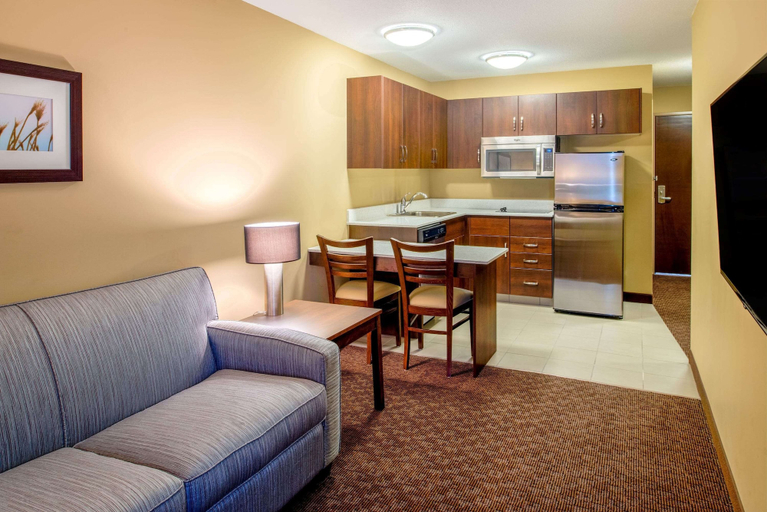 Others 5, Microtel Inn & Suites by Wyndham Red Deer, Division No. 8