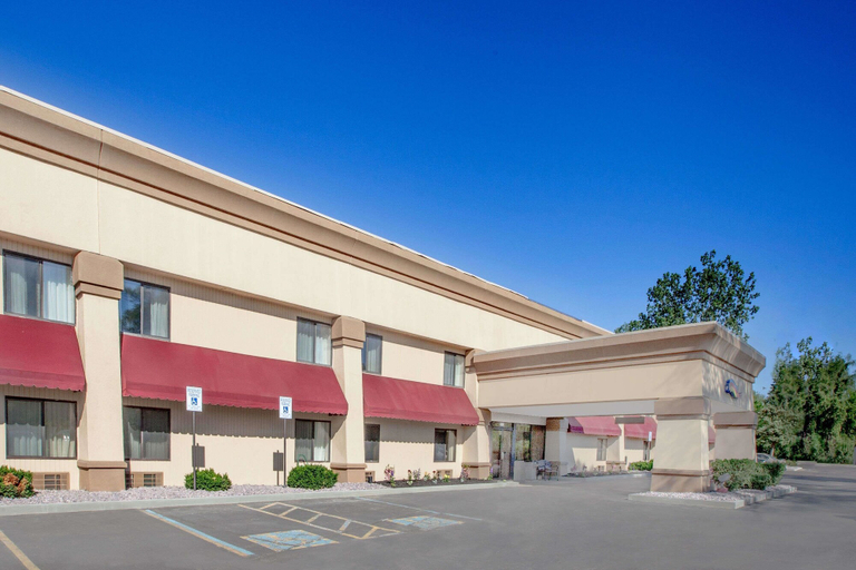 Exterior & Views 2, Baymont by Wyndham Jackson, Jackson