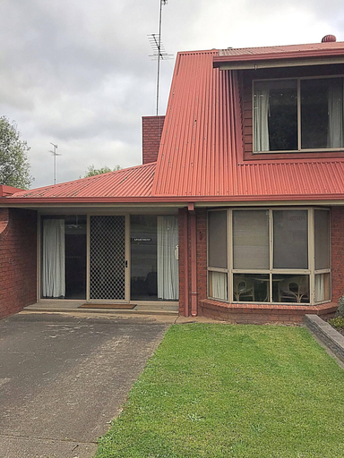 Exterior & Views 2, AAt 28 Goldsmith Motel, S. Grampians - Hamilton