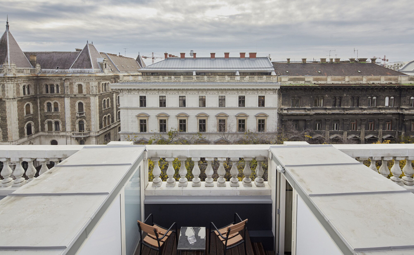Exterior & Views 2, Callas House, Budapesti