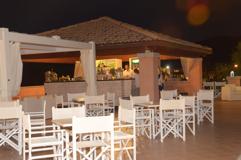 Food & Drinks 5, Alma Resort, Cagliari