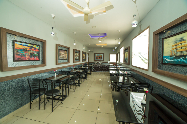 Food & Drinks 5, Spring Field Billets, Ernakulam
