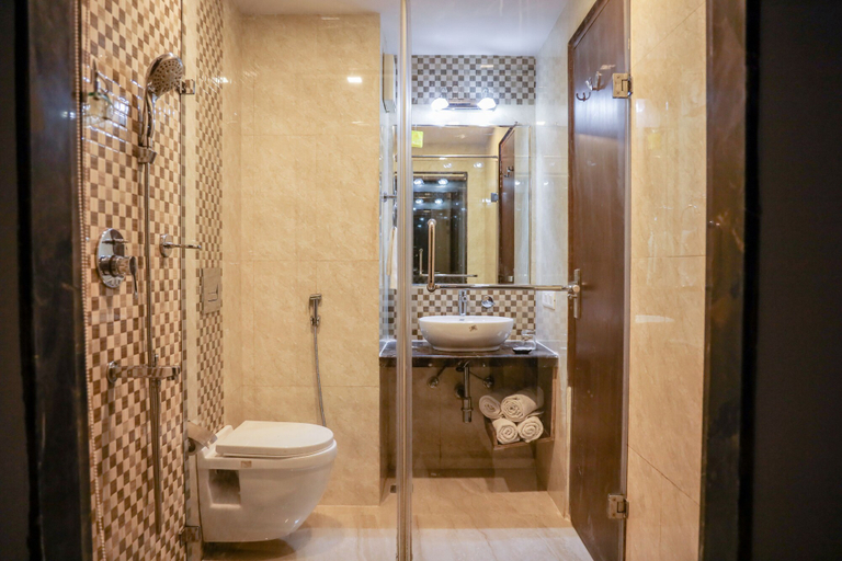 Bathroom 4, Amor Beach Resort, North Goa