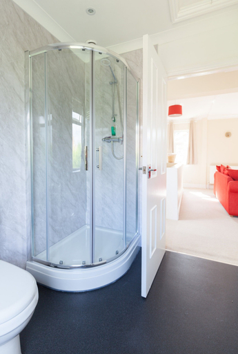 Bathroom, Toothbrush Apartments - Ipswich East - Cauldwell Ave, Suffolk
