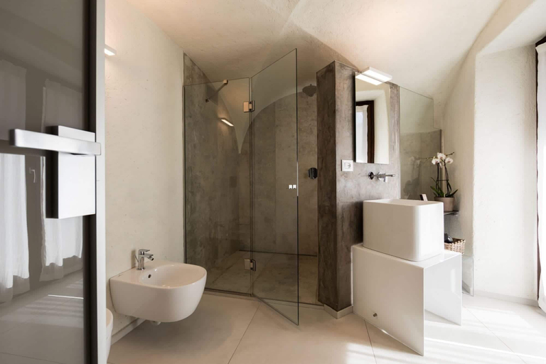 Bathroom, Relais Bondaz, Aosta