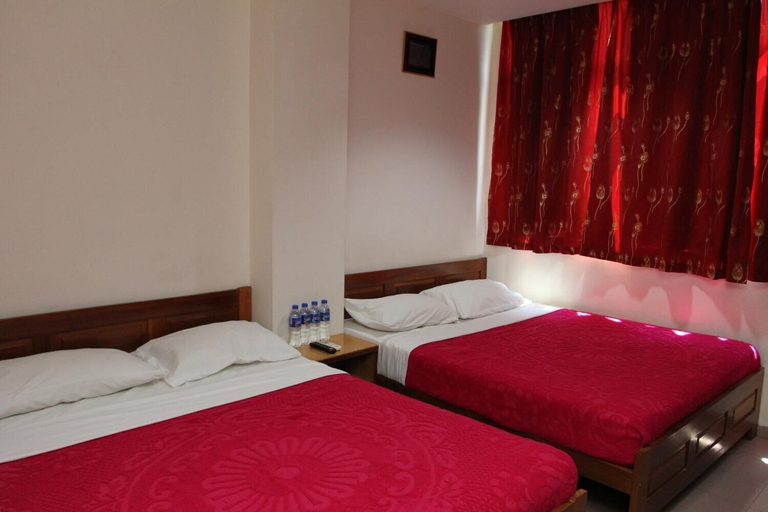 Bedroom 4, Town Inn Hotel, Jerantut