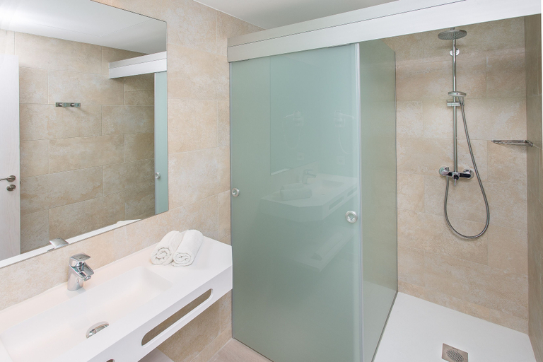 Bathroom 4, Art Apartments by Typic Hotels, Baleares