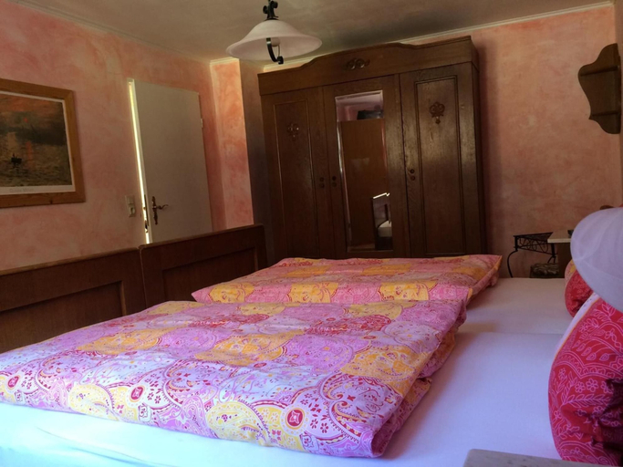 Bedroom 2, Gästehaus Zur Fledermaus, Mainz-Bingen