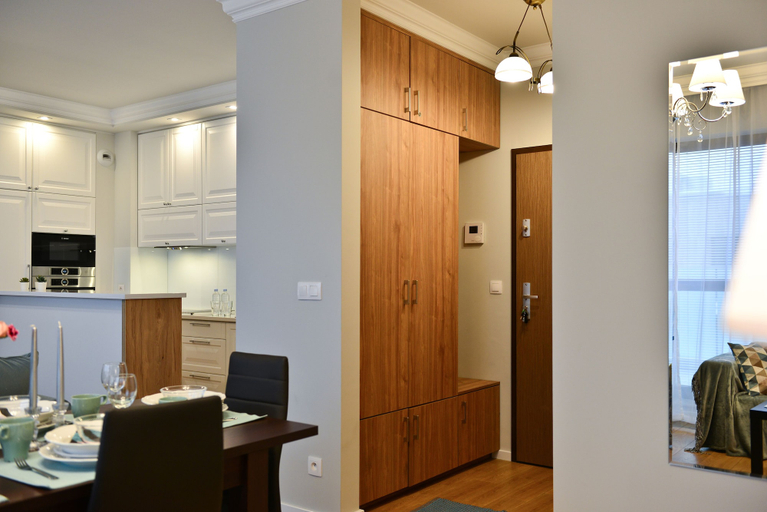 Others 4, La Gioia Elegant Spacious Apartment, Kraków City
