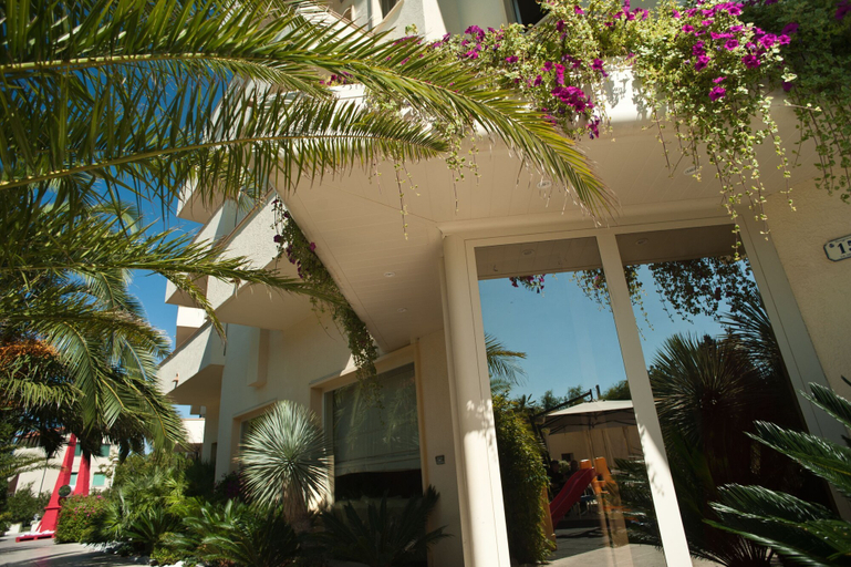 Exterior & Views 2, Hotel Residence Stella del Mare, Livorno