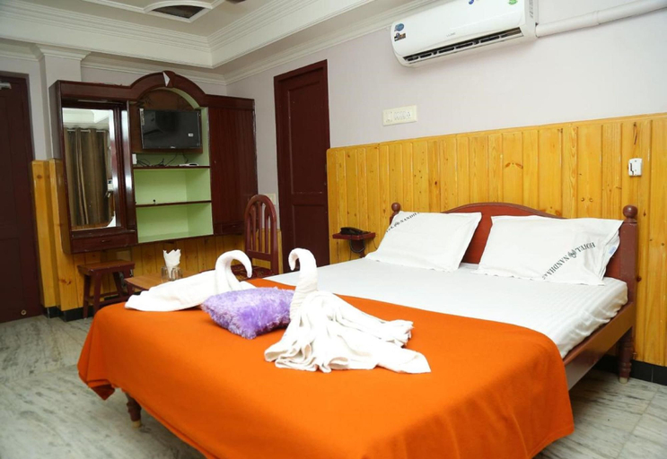 Bedroom 2, Hotel Nandha, Karaikal