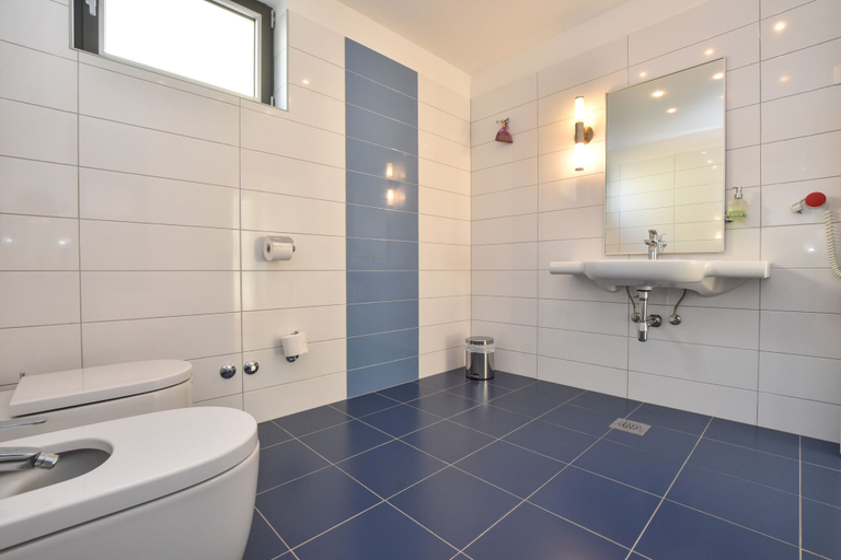 Bathroom 4, Villa Specia, Makarska