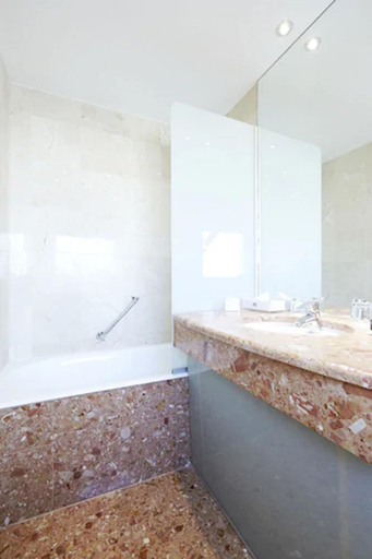 Bathroom 4, Hotel Paris Neuilly, Hauts-de-Seine