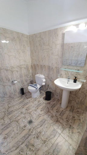 Bathroom 4, Kalimera Hotel Agia Marina, Crete