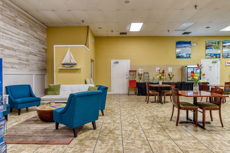 Food & Drinks 5, Harbourside Resort, a New Hotel Collection Property, Pinellas