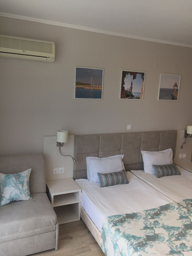 Bedroom 4, Hotel Helios, Balchik