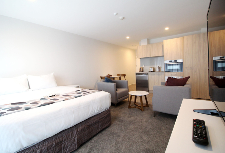 Bedroom 2, Fernz Motel & Apartments Birkenhead, Waitakere