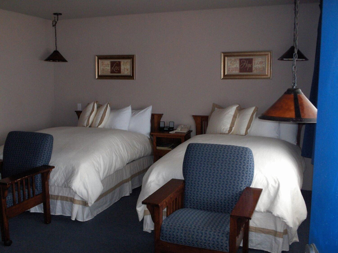Bedroom 3, Surf Inn, Mendocino