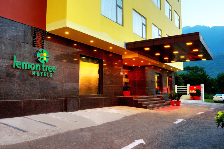 Exterior & Views 2, Lemon Tree Hotel, Katra, Reasi