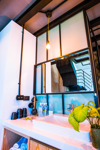 Bathroom 4, Pathway B&B, Penghu