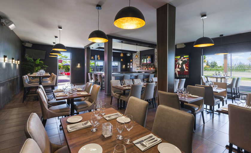 Food & Drinks 5, Imperia Hotel & Suites Terrebonne, Les Moulins