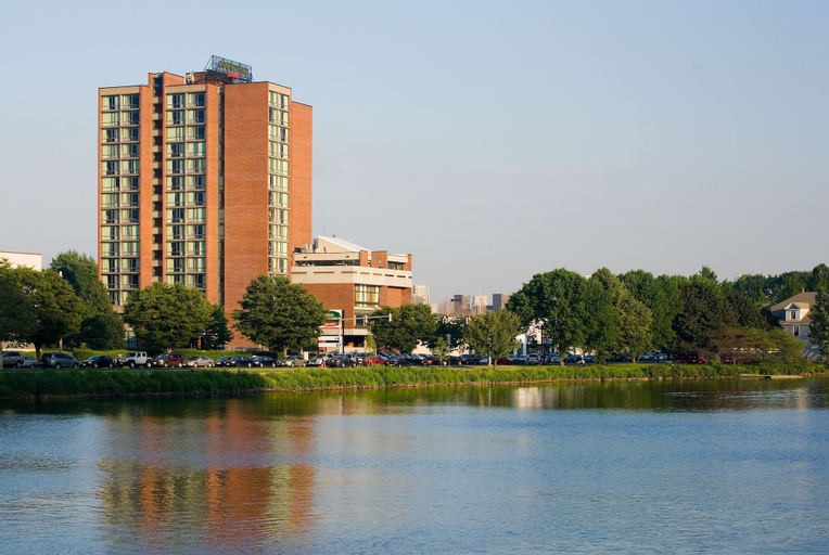 Courtyard by Marriott Boston-Cambridge, Middlesex