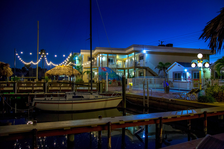 Exterior & Views 2, Bay Palms Waterfront Resort - Hotel and Marina, Pinellas