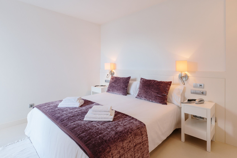Bedroom 3, Sea Front Luxurious Villa, Baleares