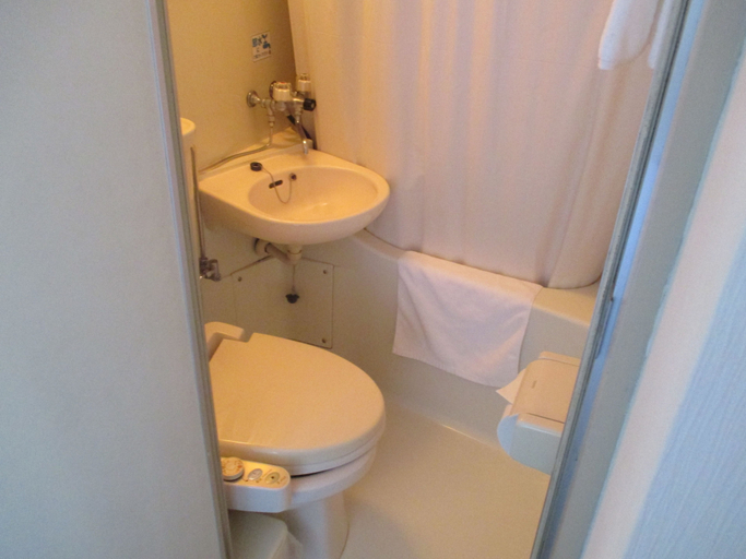 Bathroom 5, Hotel Green Well, Sendai