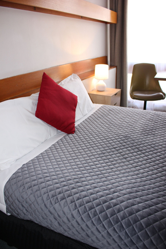 Bedroom 4, Glynlea Motel, Horsham - Central