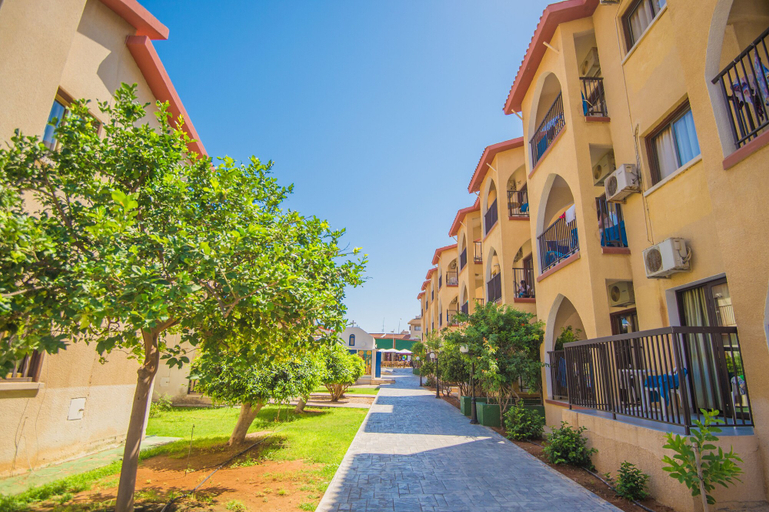 Exterior & Views 2, Windmills Hotel Apartments