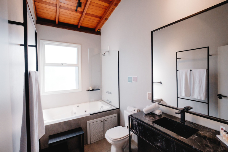 Bathroom 4, LOTE20 Hotel Boutique, Bento Gonçalves