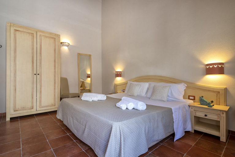 Bedroom 3, Alghero Resort Country Hotel, Sassari