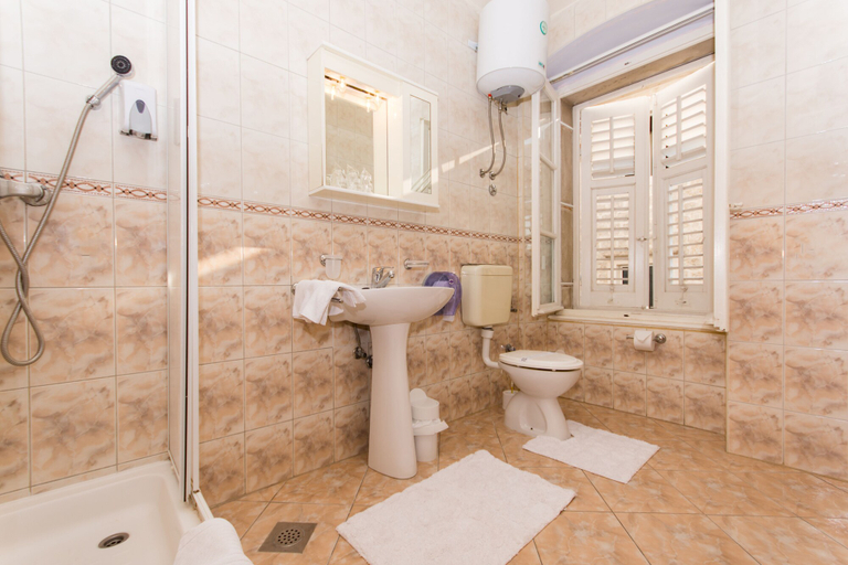 Bathroom 3, Vila Liza, Trogir