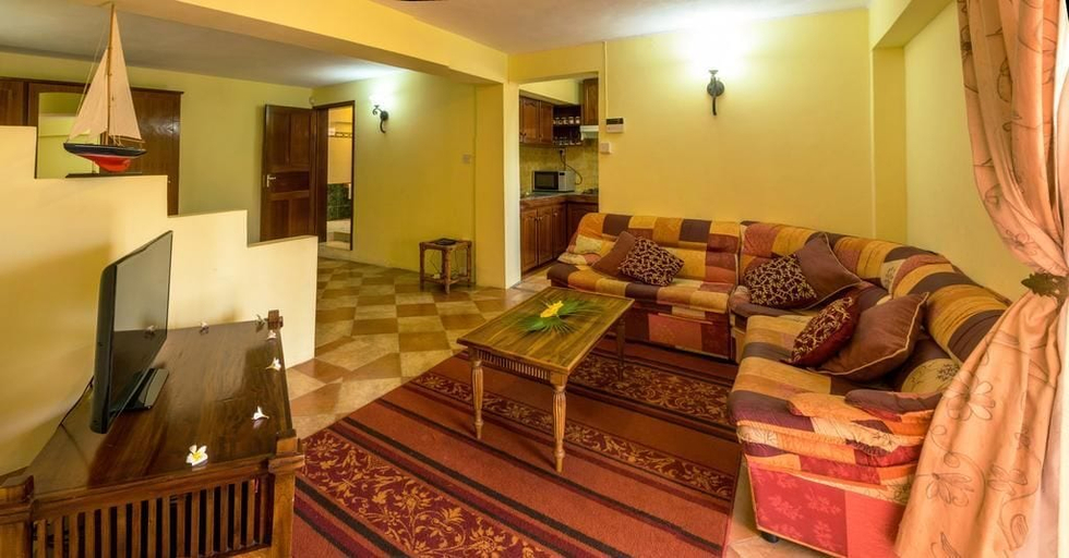 Others 5, Sunset Villa, Black River