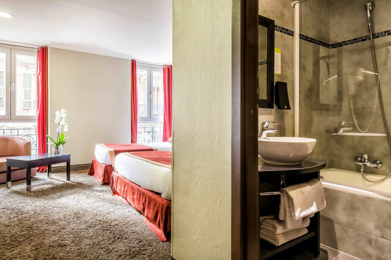 Bathroom 4, Hôtel de Suède, Alpes-Maritimes